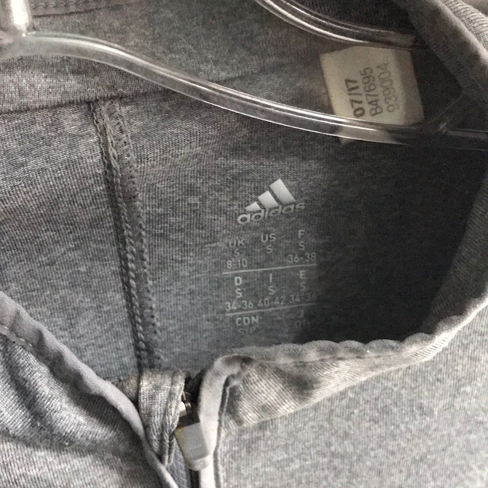 Adidas - Picture 2 of 2
